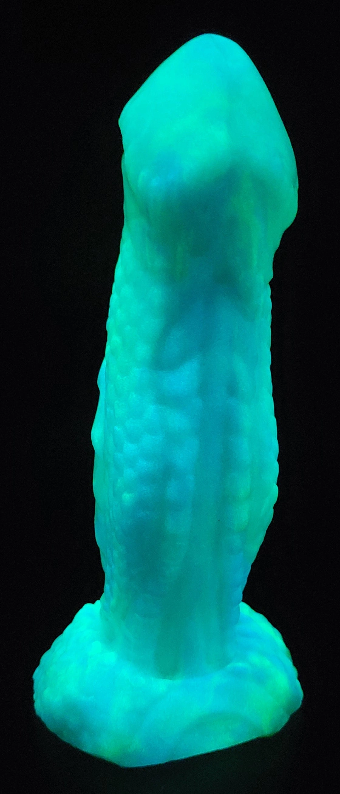 Medium Tallfang - GITD Soft silicone - TF-395