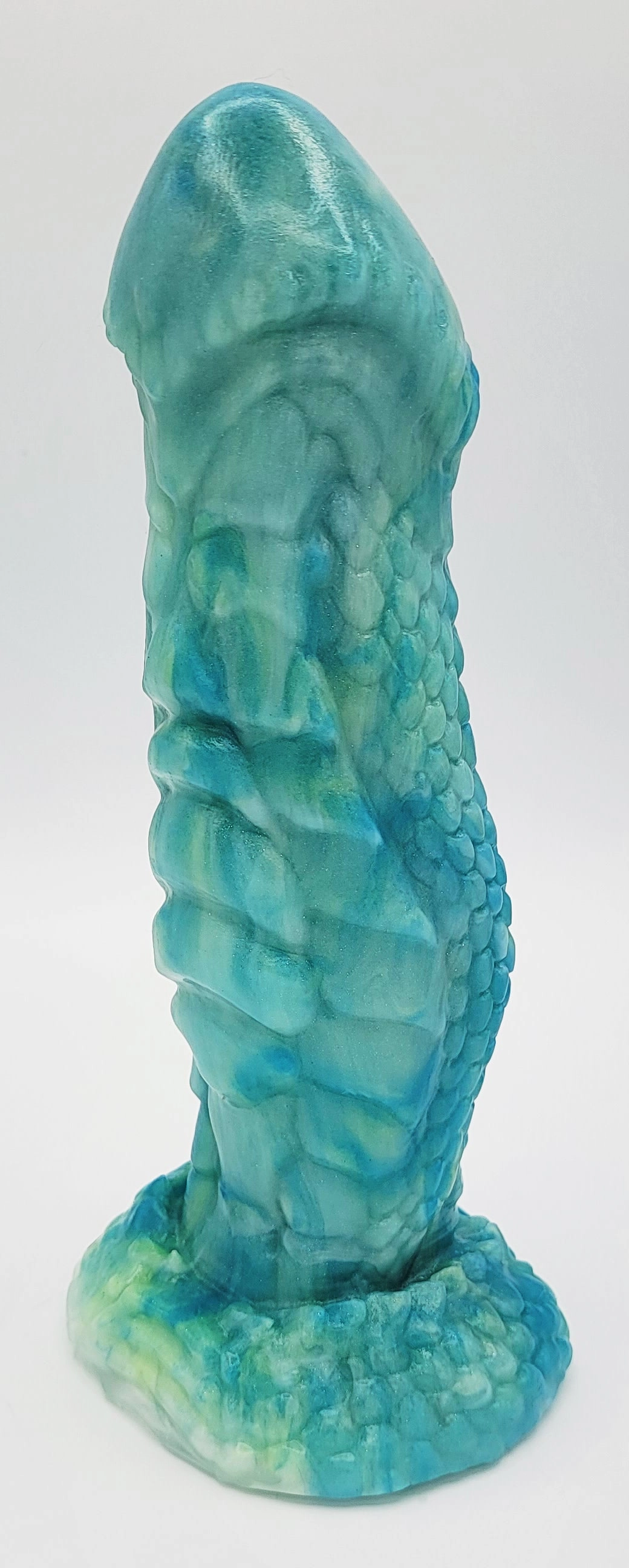 Medium Tallfang - GITD Soft silicone - TF-395