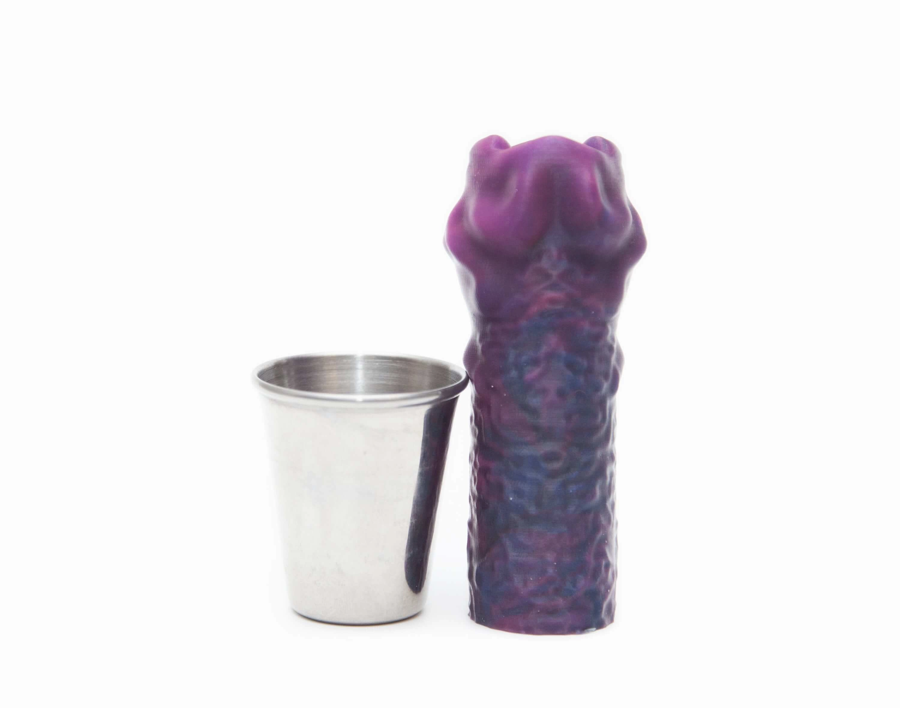 Nixa the Trans Male Stroker
