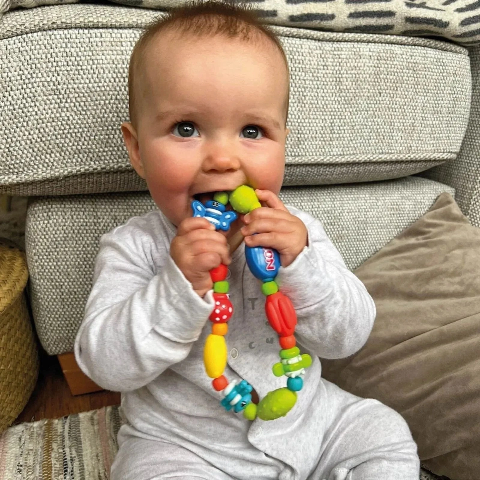 Nuby Bug a Loop Teether - Multicolour