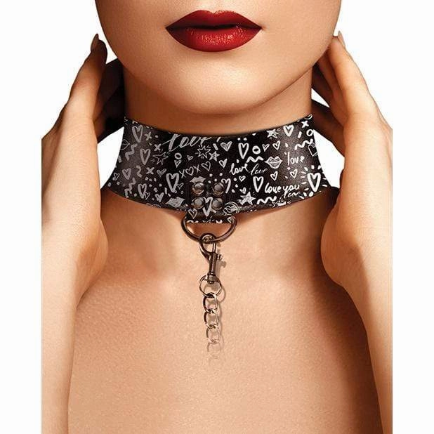 Shots - Ouch Love Street Art Fashion Printed Collar with Leash (Black)