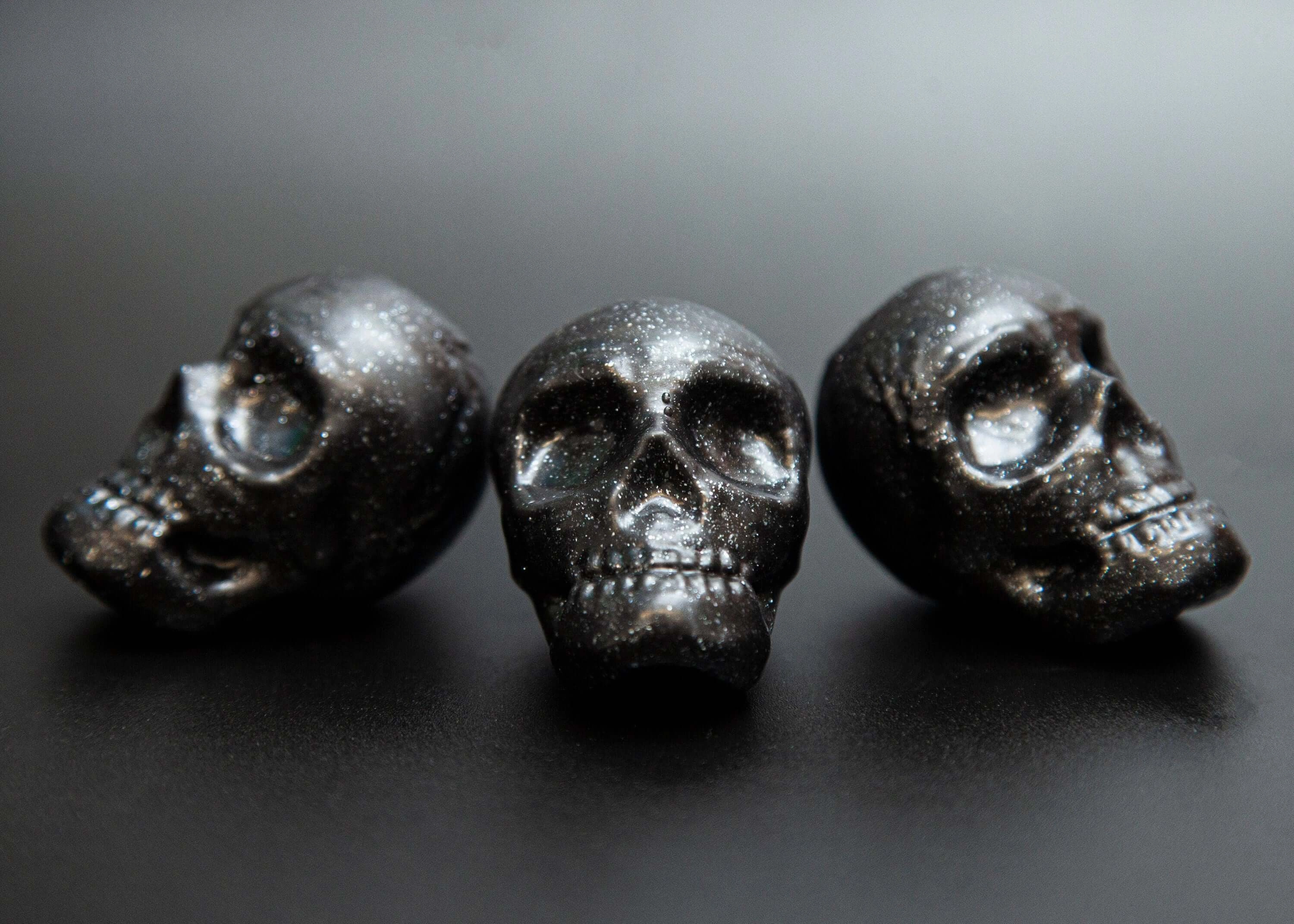 Skull Style Kegel Eggs Clutch