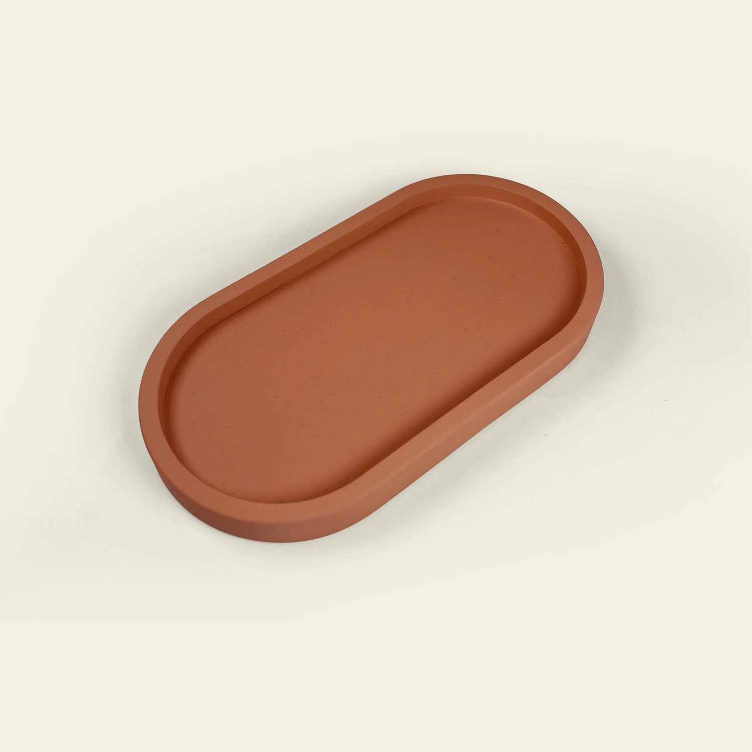 SMUDGE | CEMENT PLATE/TRAY