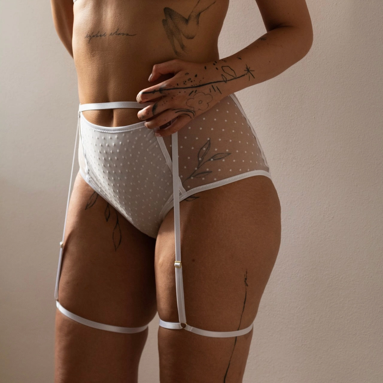 TICHEÉ CROTCHLESS PANTIES WHITE