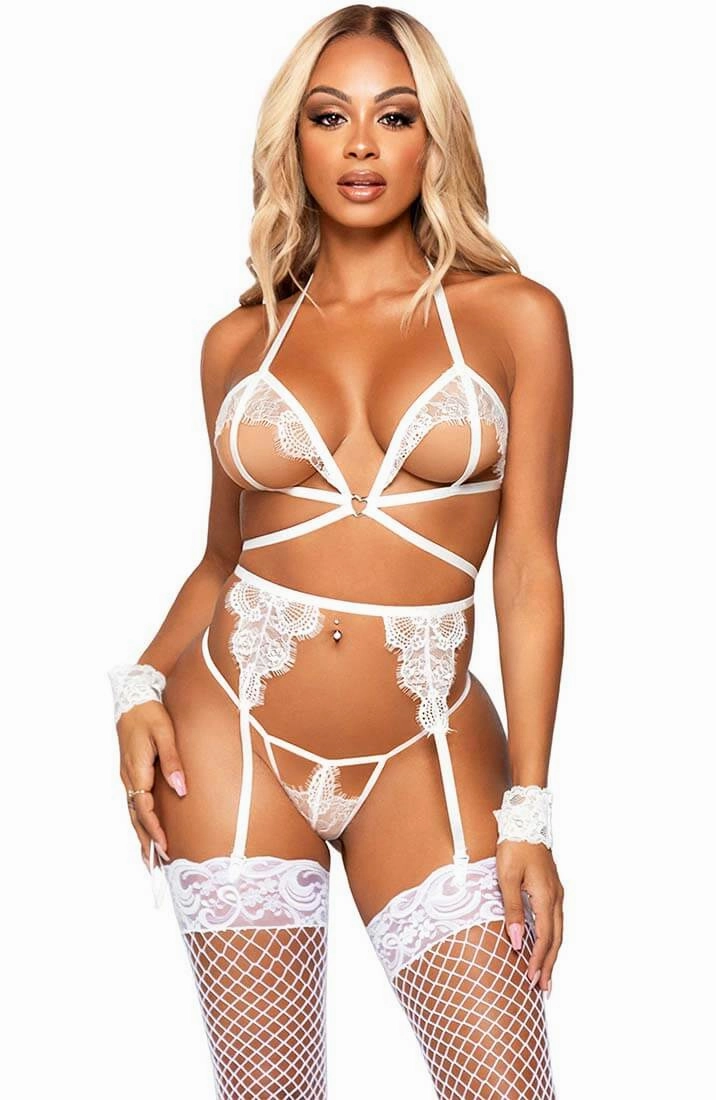 White open cup lingerie set - On Point